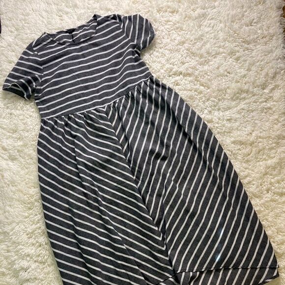 Floryday Grey & White Striped Hi-Lo Dress - Picture 1 of 6